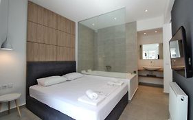 Blue Suite Group Mesitiki